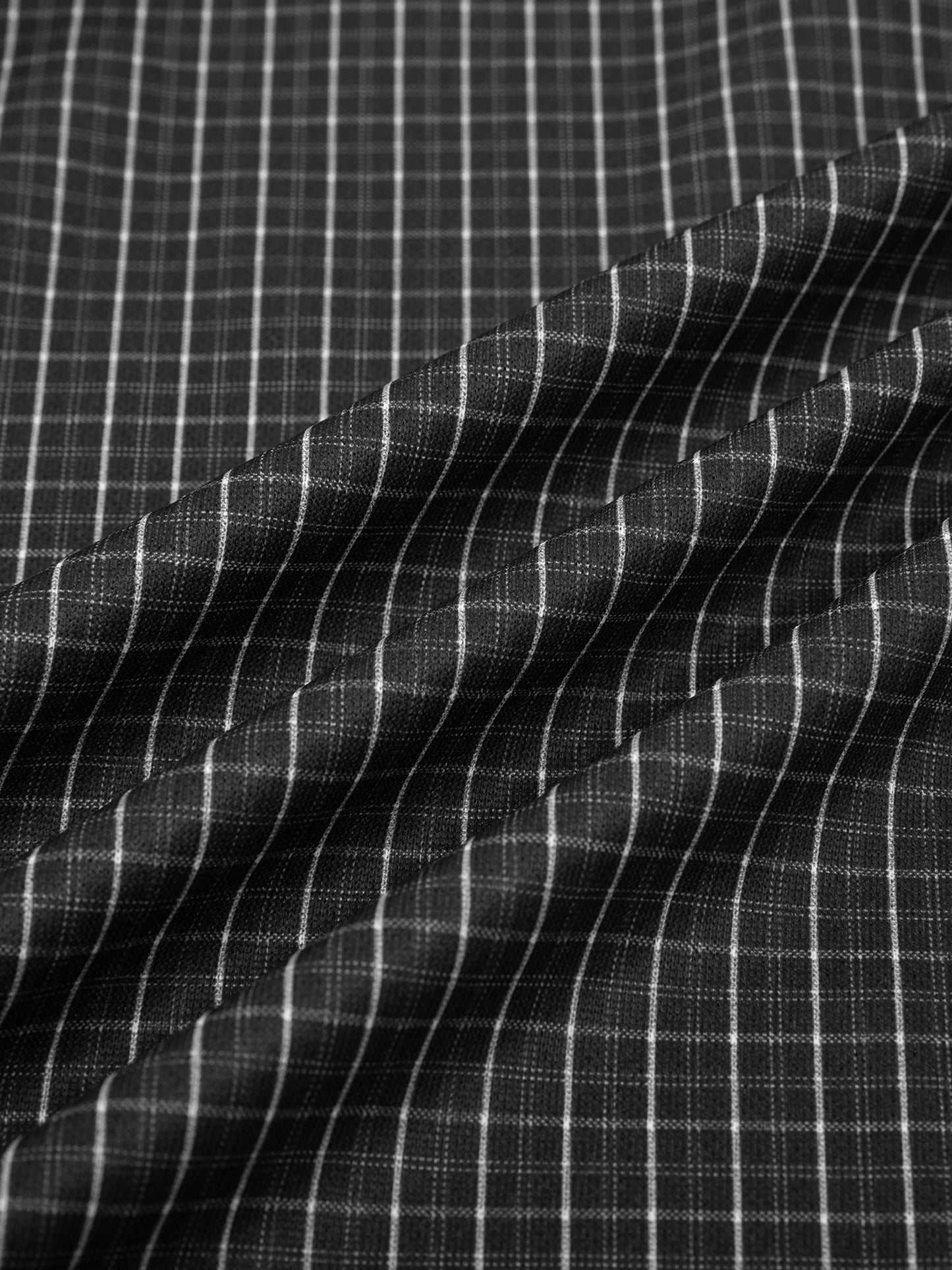 "Foreigner" Plaid Boxy Zip-Up